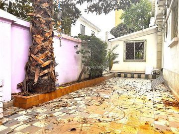Oficina en Venta en Alberto Henckel | Casa-Oficina en Venta | Providencia | One Propiedades