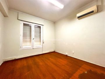 Oficina en Venta en Alberto Henckel | Casa-Oficina en Venta | Providencia | One Propiedades