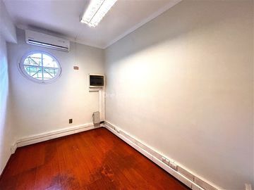 Oficina en Venta en Alberto Henckel | Casa-Oficina en Venta | Providencia | One Propiedades