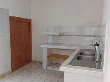 CASA DE UNA PLANTA EN RENTA SLP.