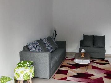 RUMAH MURAH 2 LANTAI 900 JUTAAN HANYA 2 MENIT KE TAMAN DENGGUNG