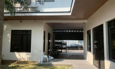 FOR SALE: 5 BR House and lot Teoville, Paranaque