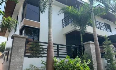 FOR SALE: 5 BR House and lot Teoville, Paranaque