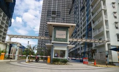 1 UNIT left facing east, Antipolo mountains view
