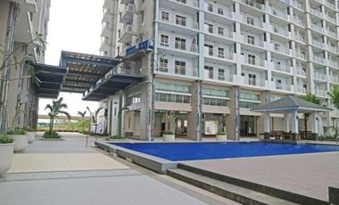 1 UNIT left facing east, Antipolo mountains view