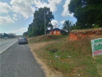 Se Vende Finca de 1 Has - en la Interamericana (H)