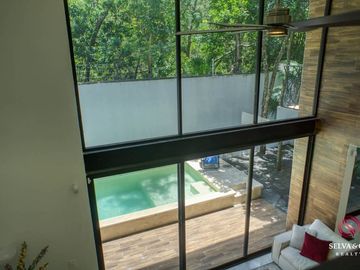 Villa con alberca, doble altura, vistas verdes venta Senderos de Ciudad Mayakoba