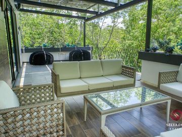 Villa con alberca, doble altura, vistas verdes venta Senderos de Ciudad Mayakoba