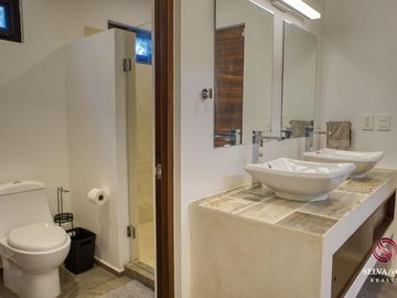 Villa con alberca, doble altura, vistas verdes venta Senderos de Ciudad Mayakoba