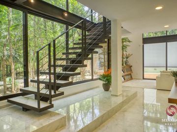 Villa con alberca, doble altura, vistas verdes venta Senderos de Ciudad Mayakoba