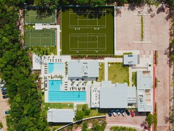 Villa con alberca, doble altura, vistas verdes venta Senderos de Ciudad Mayakoba