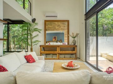 Villa con alberca, doble altura, vistas verdes venta Senderos de Ciudad Mayakoba