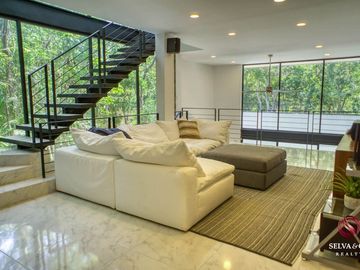 Villa con alberca, doble altura, vistas verdes venta Senderos de Ciudad Mayakoba