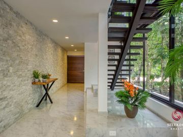 Villa con alberca, doble altura, vistas verdes venta Senderos de Ciudad Mayakoba