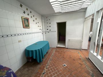 casa en venta en castellana. Cod V5271