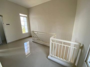 rumah konsep villa kab malang