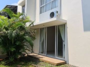 Disewakan Rumah Foresta Cluster Fresco Aria BSD City Tangerang Furnished Baru Renovasi Nyaman Murah