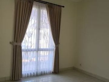 Disewakan Rumah Foresta Cluster Fresco Aria BSD City Tangerang Furnished Baru Renovasi Nyaman Murah