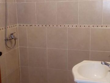 VENTA DE AMPLIO DEPARTAMENTO DE 2 AMBIENTES A ESTRENAR CON COCHERA - APTO A CREDITO