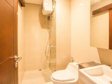 DISEWAKAN APARTEMEN (Fully Furnished)DI PERMATA HIJAU SUITE JL.RAYA KEBAYORAN LAMA PERMATA HIJAU JAKARTA SELATAN