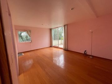 VENTA DE CASA EN MEDIO DEL BOSQUE CON CASA CLUB