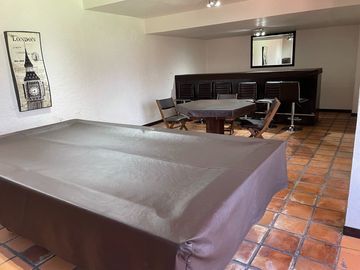 VENTA DE CASA EN MEDIO DEL BOSQUE CON CASA CLUB