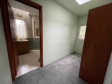 VENTA DE CASA EN MEDIO DEL BOSQUE CON CASA CLUB