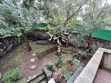 VENTA DE CASA EN MEDIO DEL BOSQUE CON CASA CLUB