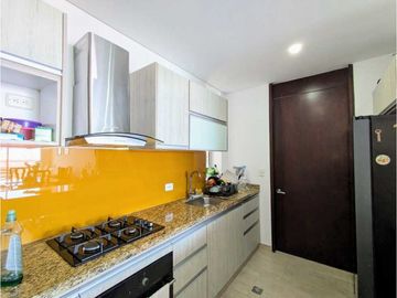 VENDO HERMOSO APARTAMENTO, 3 ALCOBAS, ALTO PRADO