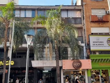 Galería en pleno Centro de Posadas