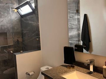 VENTA DE CASA EN VIÑEDOS DEL POLO, EL MARQUES.