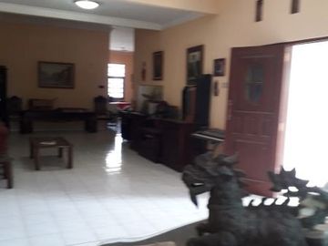 Rumah Di Cilandak, 2Lt, Paviliun, Hal. Luas, di Jl. Intan