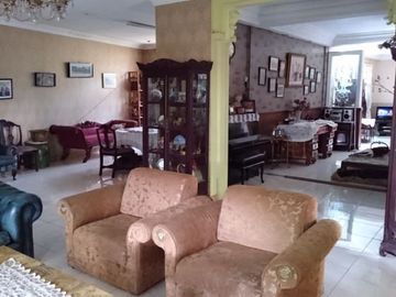 Rumah Di Cilandak, 2Lt, Paviliun, Hal. Luas, di Jl. Intan