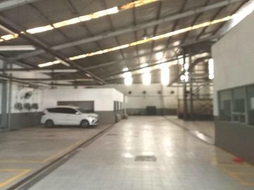 Gedung Gunung Sahari Raya Ex.showroom Cakep