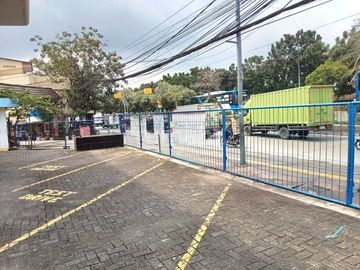 Gedung Gunung Sahari Raya Ex.showroom Cakep