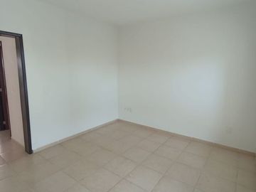 SE VENDE CASA ZONA NORTE DE VILLA DE ALVAREZ, LAS LAGUNAS 5 RECAMARAS