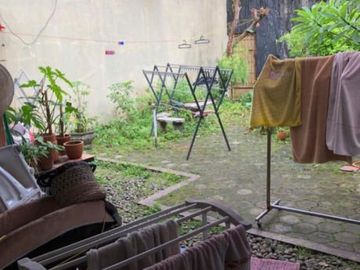 Risti Rumah Tua Dijual Hitung Tanah Saja