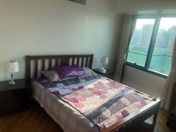 2BR Condo For Rent/Lease 2 Bedrooms in Amorsolo Tower Rockwell Makati City