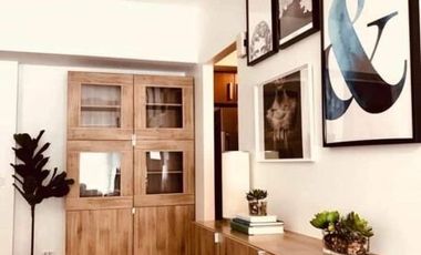 FOR SALE: Two Serendra Red Oak Tower