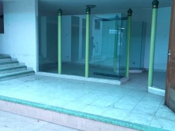 Di Jual Tanah dan Bangunan di Jl. Kolonel Masturi Kabupaten Bandung