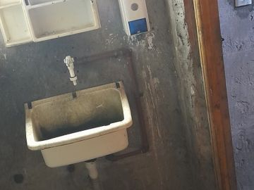 GALPON de 80 mts cubiertos, zona Norte