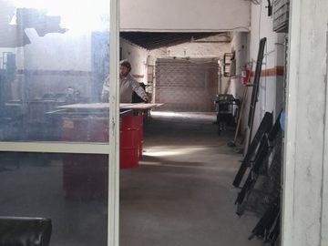 GALPON de 80 mts cubiertos, zona Norte