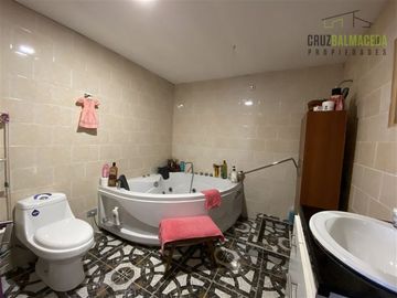 Parcela en Venta en Amplia casa de 300 m2 en Parcela de 11.100 m2 - Sector Las Marcas - Camino a Rio Sur