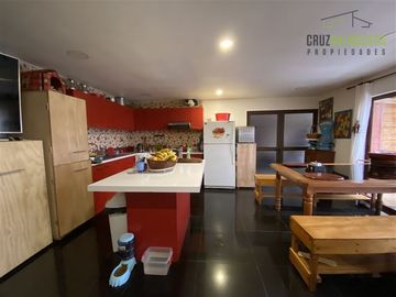 Parcela en Venta en Amplia casa de 300 m2 en Parcela de 11.100 m2 - Sector Las Marcas - Camino a Rio Sur