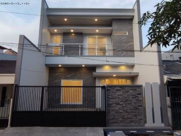 Dijual Rumah Sutorejo Utara NEW MINIMALIS, Carport 1, Row 2.5 mobil
