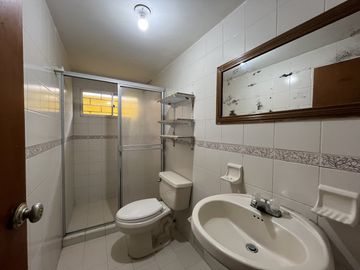 casa en venta en los nogales. Cod V105234