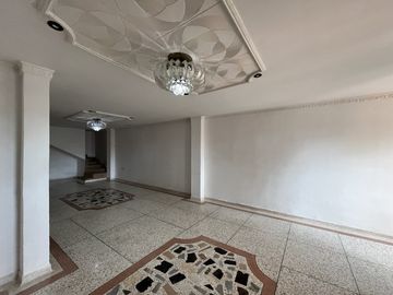 casa en venta en los nogales. Cod V105234