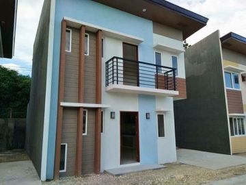 4Bedroom Single Attached Along The Hway In Minglanilla-Moden