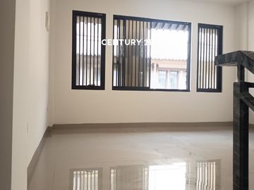 Disewakan  Ruko Baru Ruko Osaka PIK 2 PIK Tangerang