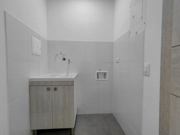 apartaestudio en arriendo en cristales. Cod A127552